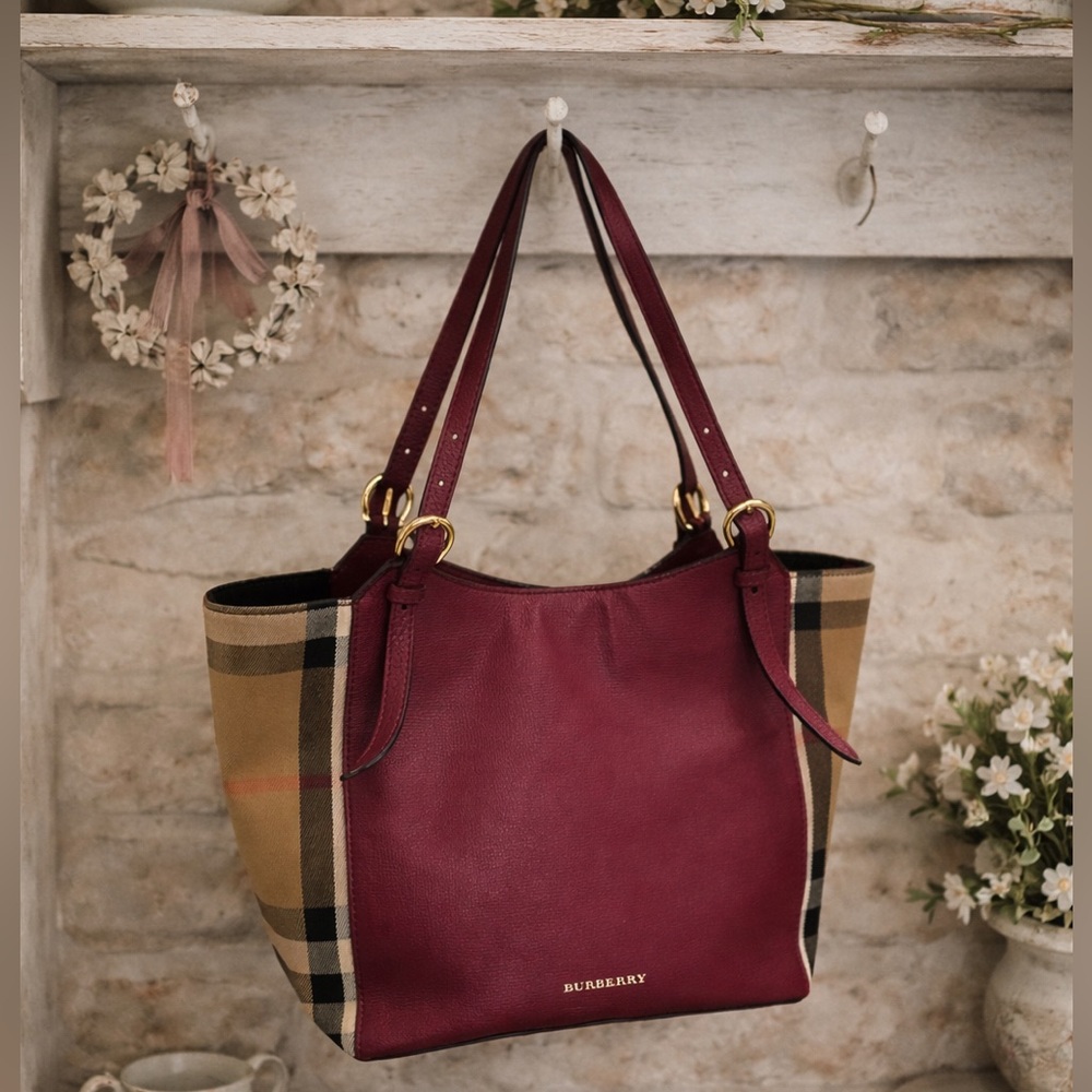 Authentic Burberry Mahogany Red Burberry Canterbury Check & Leather Purse